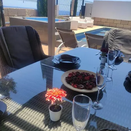 Villa Atlantico Views